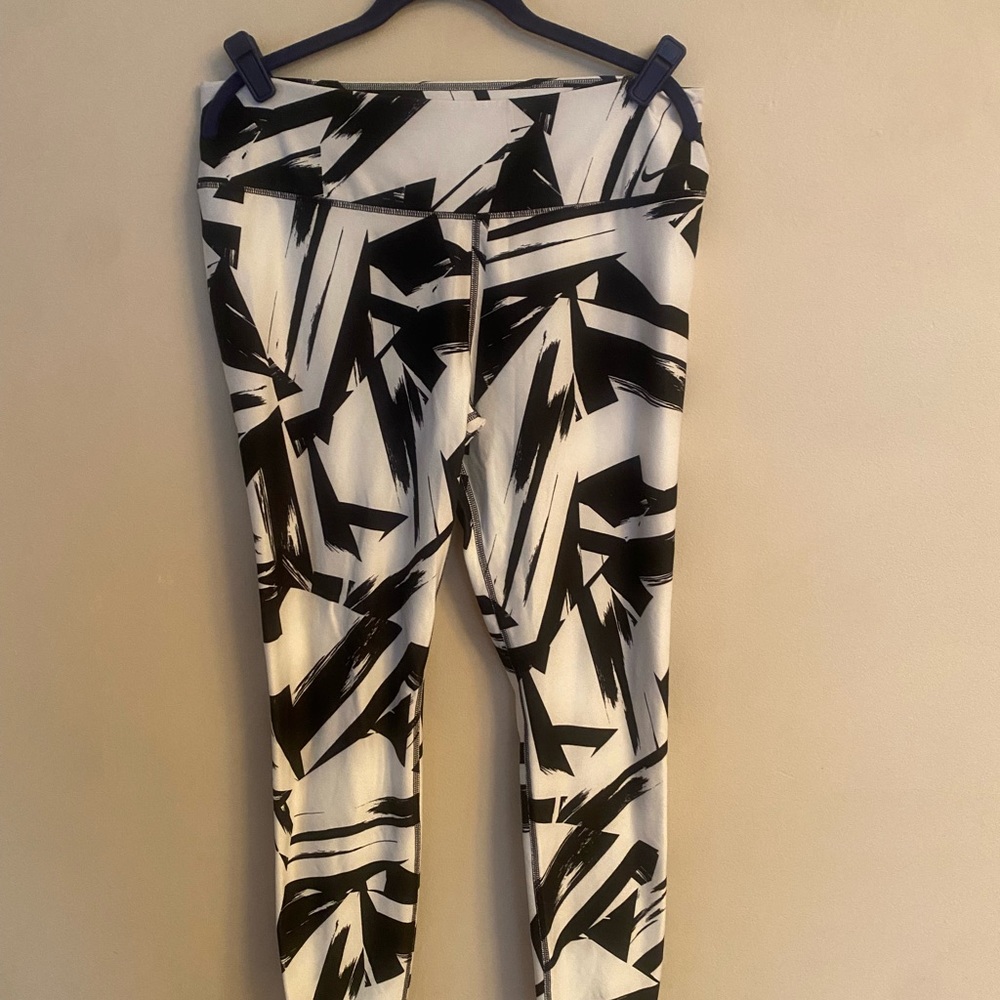 Nike leggings